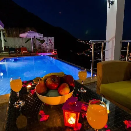 Helal Tatili Villa Kalkan